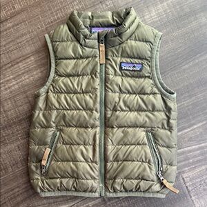 Patagonia Kids Forest Green Quilted Down Vest